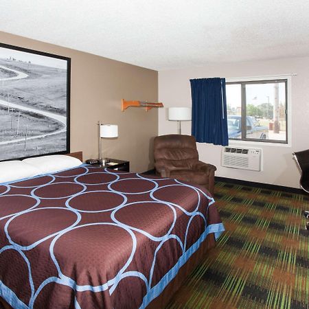 Super 8 by Wyndham Keokuk Hotel Eksteriør billede
